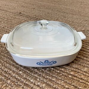 VINTAGE Classic CorningWare casserole dish 9” Country Cornflower